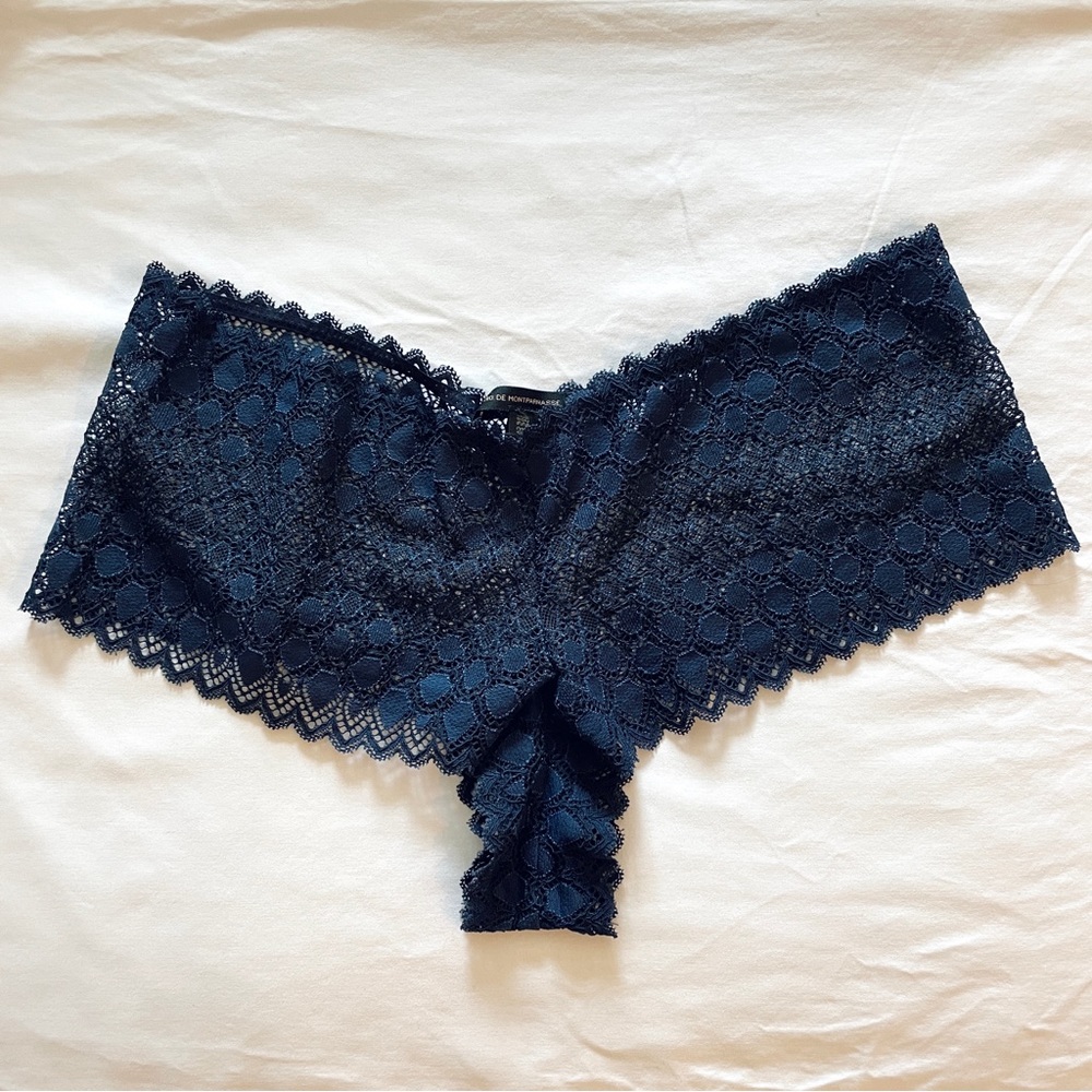 Kiki de Montparnasse dark blue lace panties